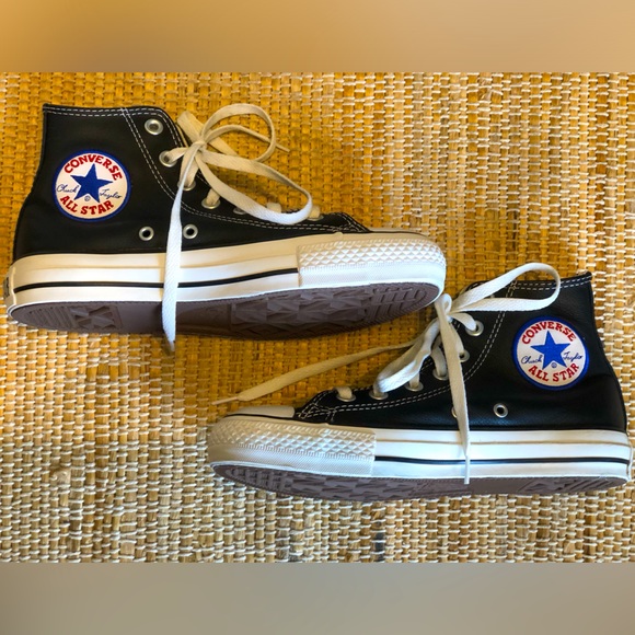 NIB CONVERSE s4.5m/6.5w blk leather Chuck Taylor high tops. A Classic! - Picture 3 of 9